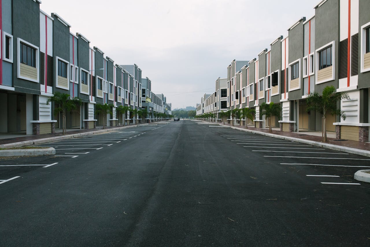 Why Visibility and Footfall Matter More Than Just Square Footage
